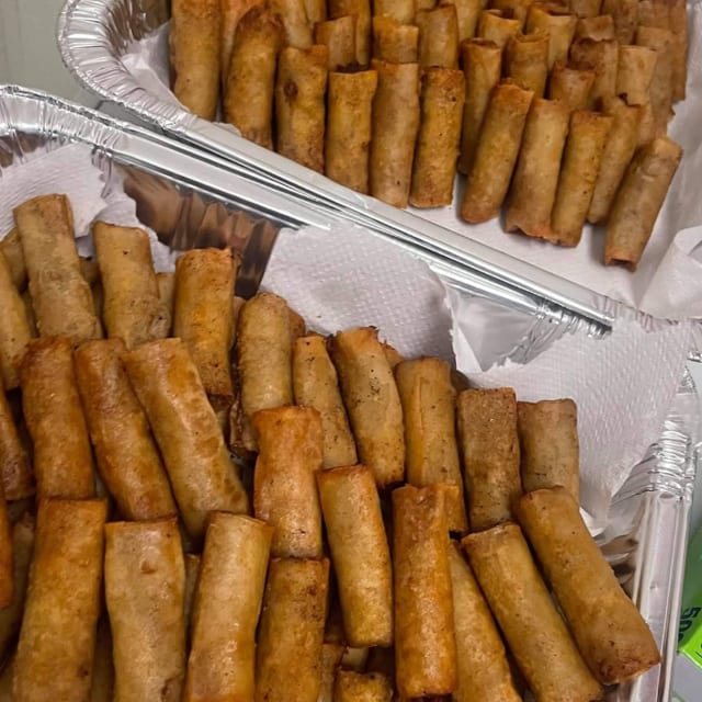 Lumpia Large 65 Pieces.
